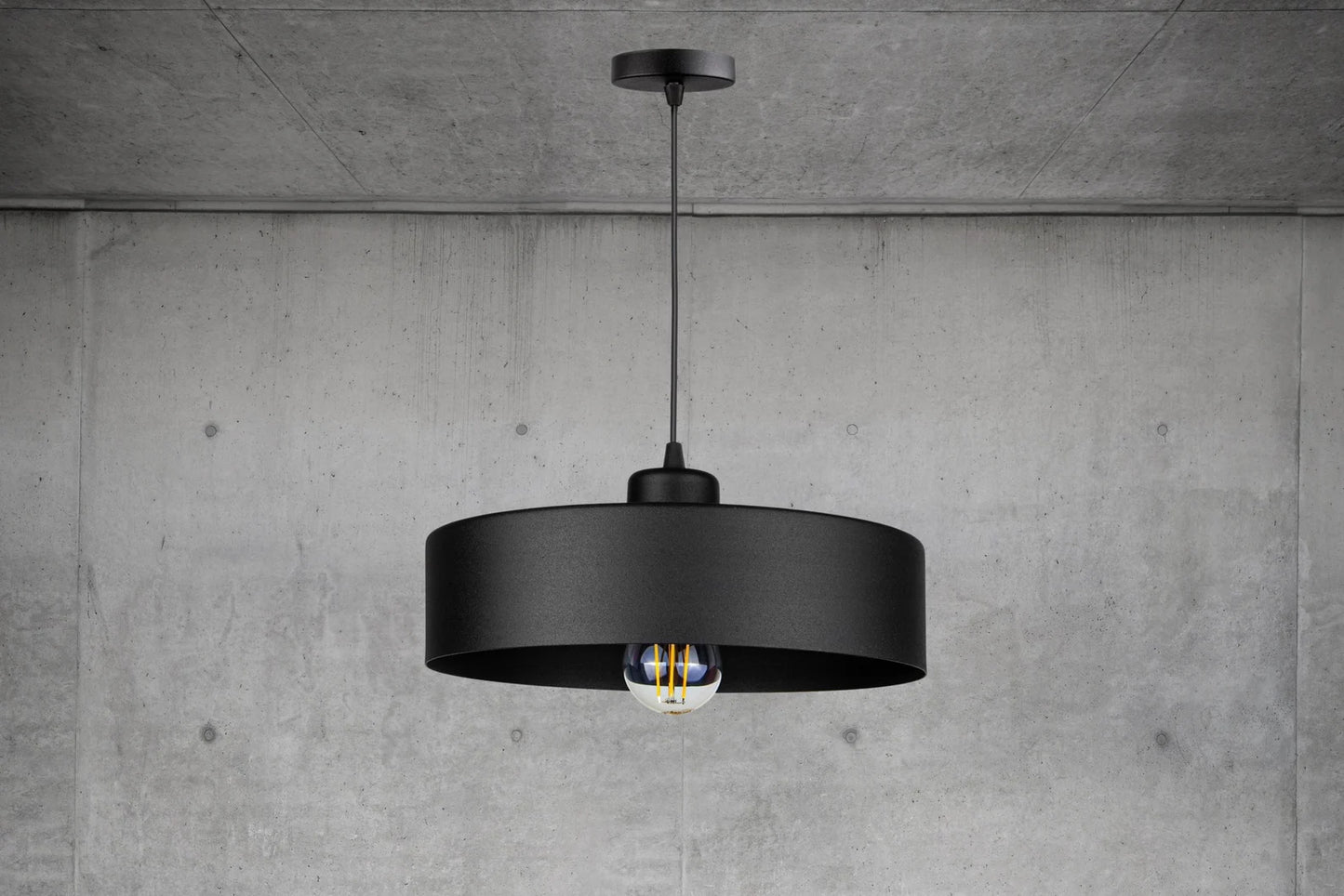 Moderne Industrielampe in Schwarz - E27 Fassung mit Höhenverstellung